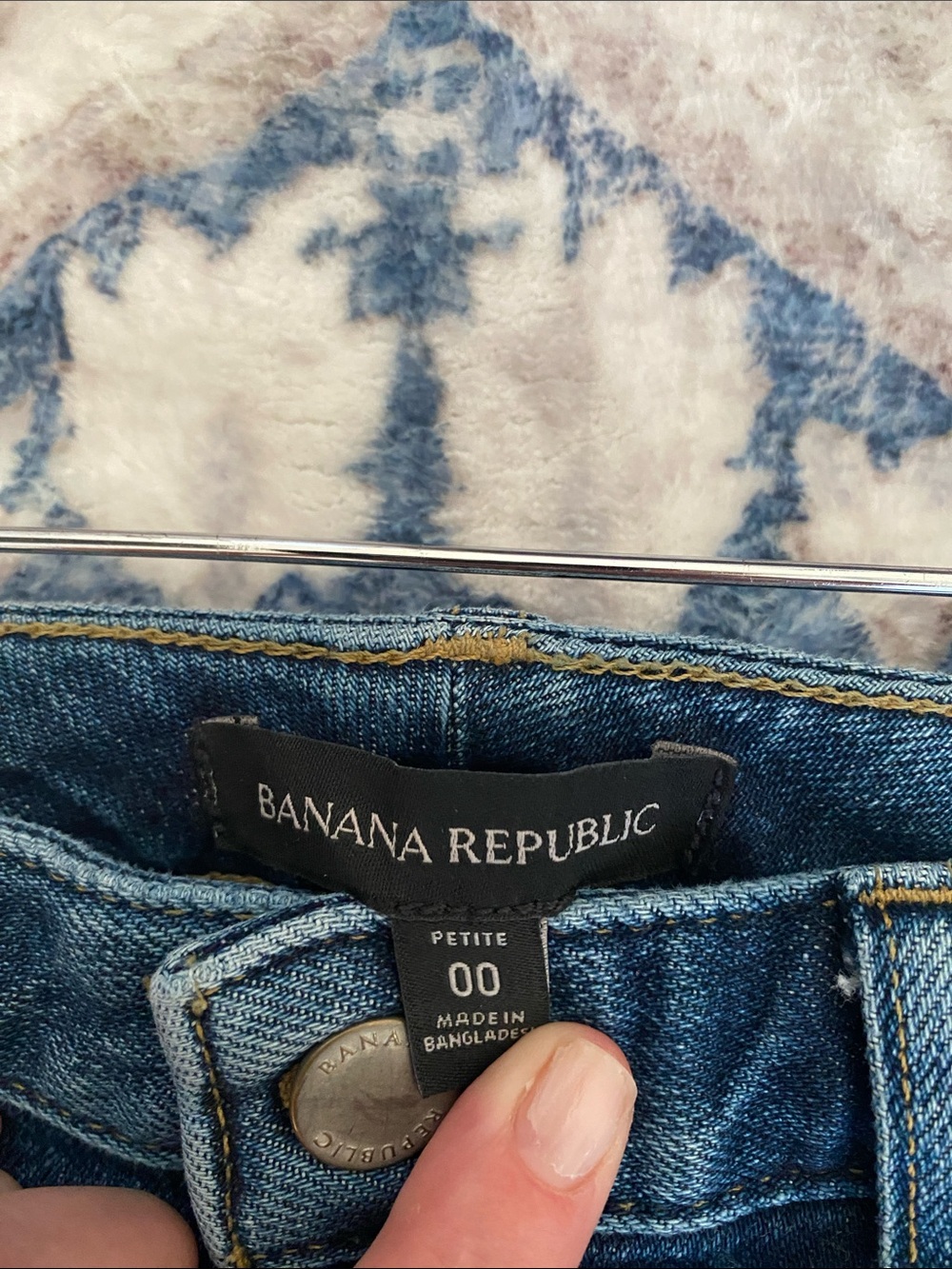 Banana Republic Women's Frayed Hem Denim Mini Skirt - Picture 4 of 5